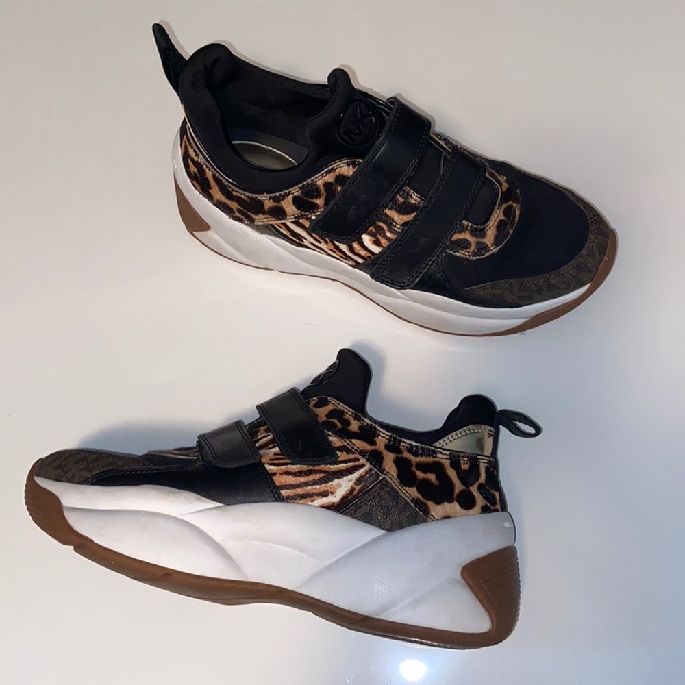 MICHAEL KORS LEATHER ANIMAL PRINT SNEAKERS